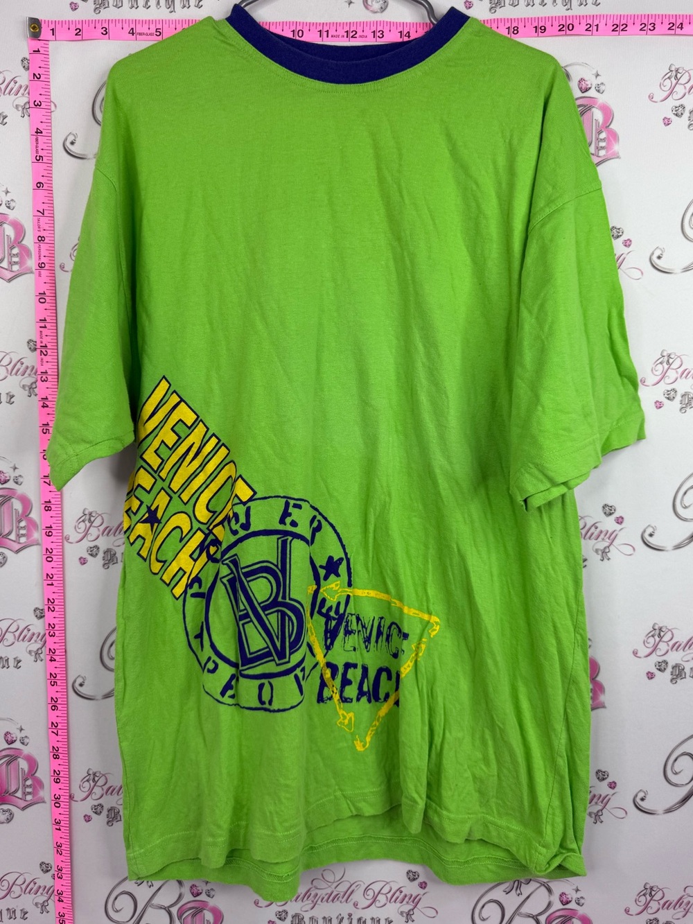 VENICE BEACH T-shirt vintage Lime Green Short Sleeve Graphic Tee with Navy Trim